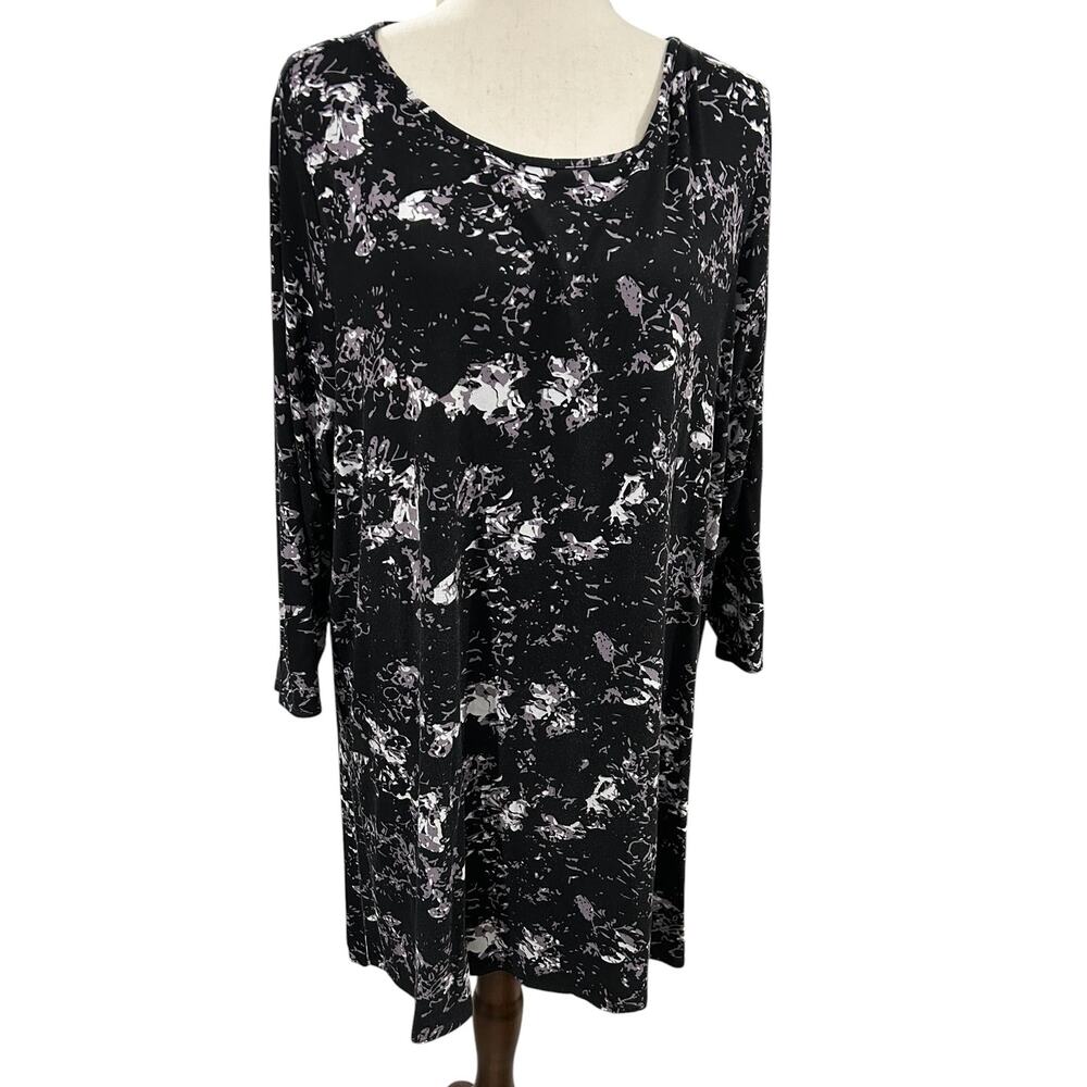 Philosophy Woman Black Tunic with White and Purple Abstract Design Size 2X EUC